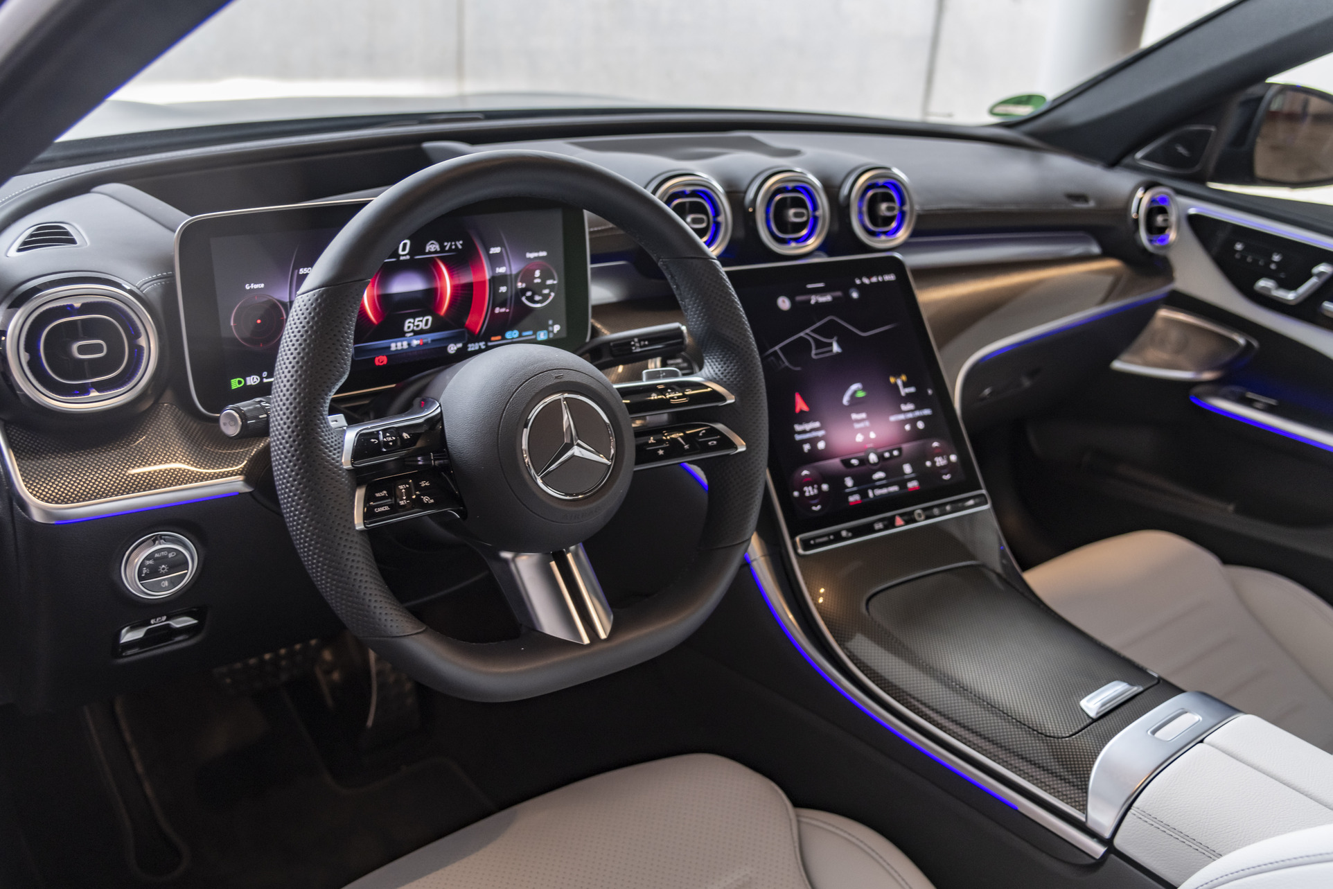 https://www.whatcar.lv/cars/Mercedes-Benz/C klase/c6bce7ae1a9c6d78c8be7c119b2eb356.jpg